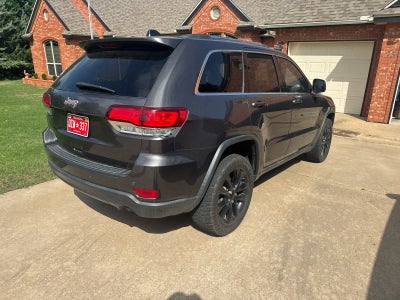 2020 Jeep Grand Cherokee Laredo E