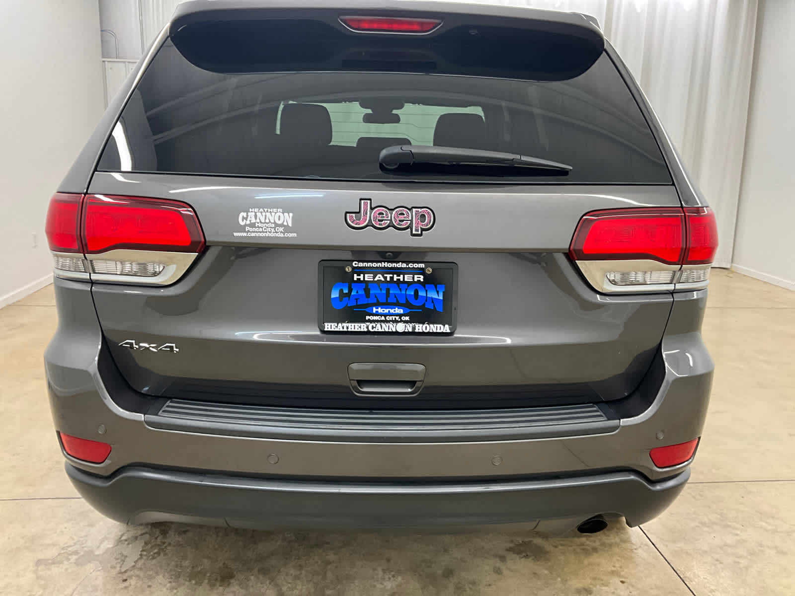 2020 Jeep Grand Cherokee Laredo E