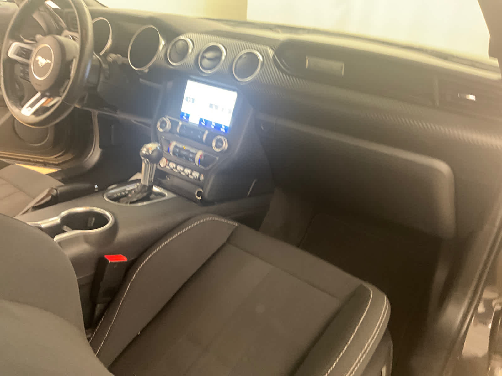 2022 Ford Mustang EcoBoost