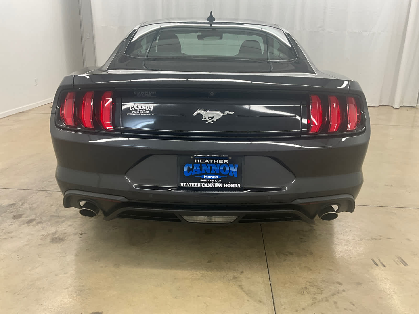 2022 Ford Mustang EcoBoost