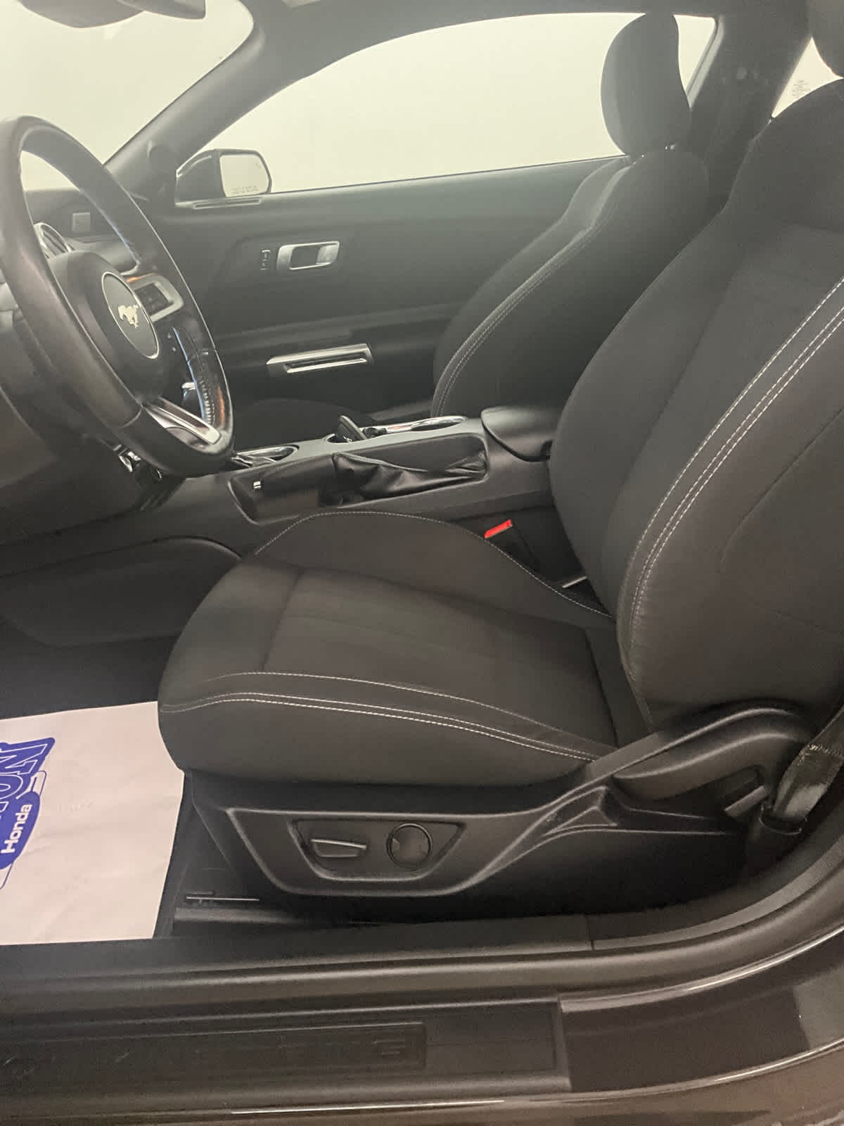 2022 Ford Mustang EcoBoost