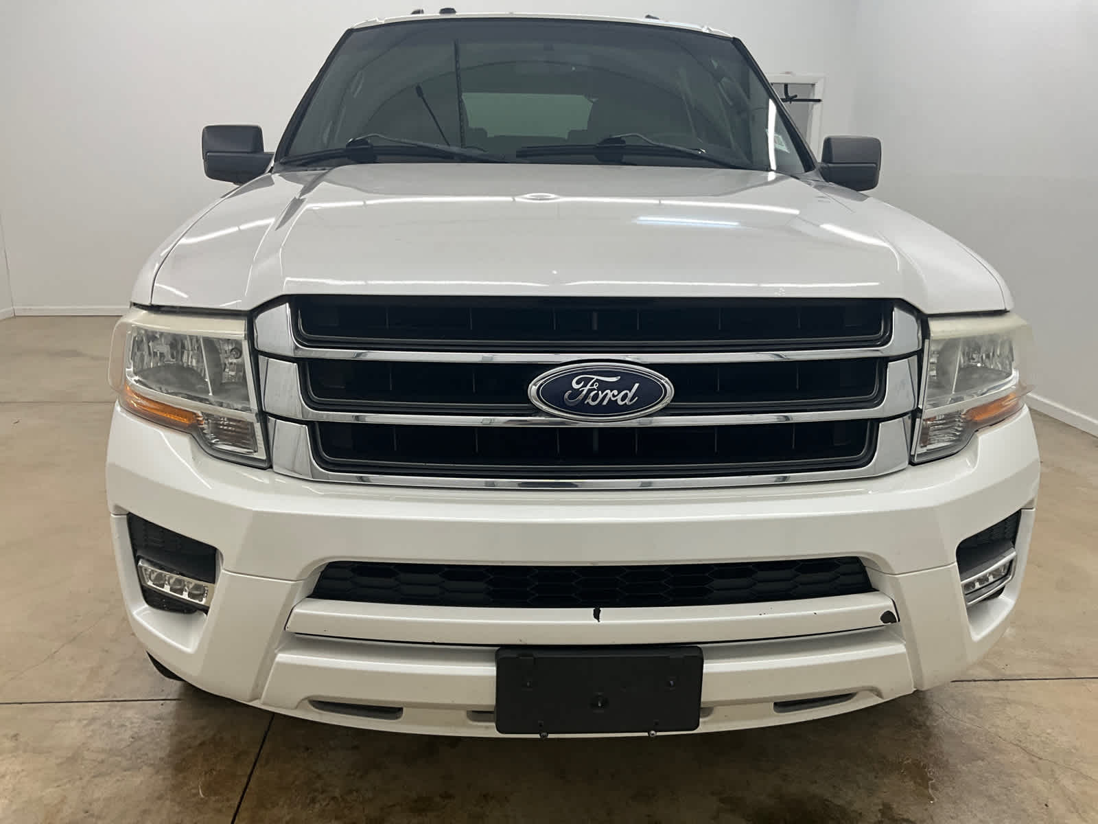 Used 2015 Ford Expedition XLT with VIN 1FMJU1HT3FEF05096 for sale in Ponca City, OK