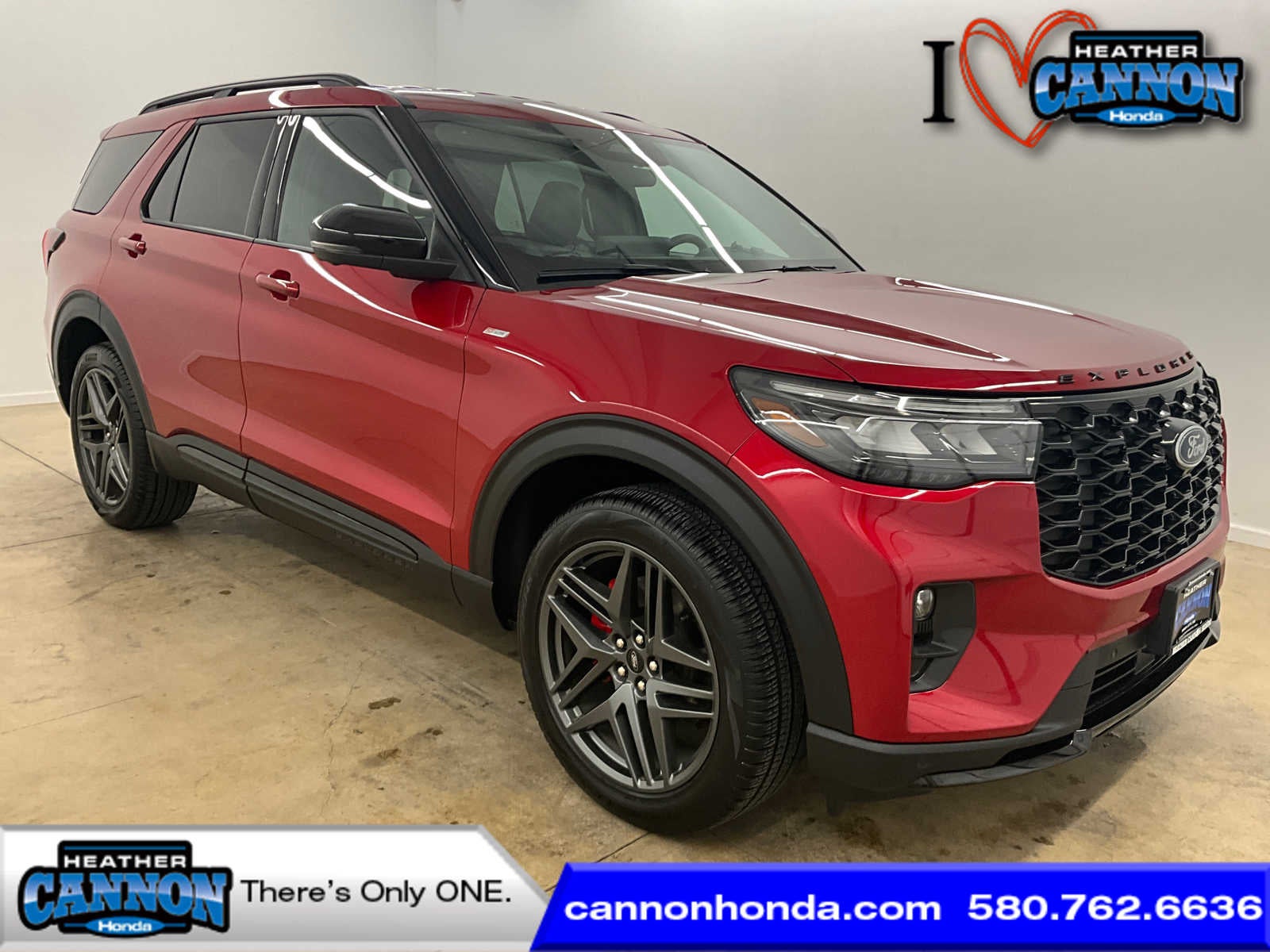 2025 Ford Explorer ST-Line