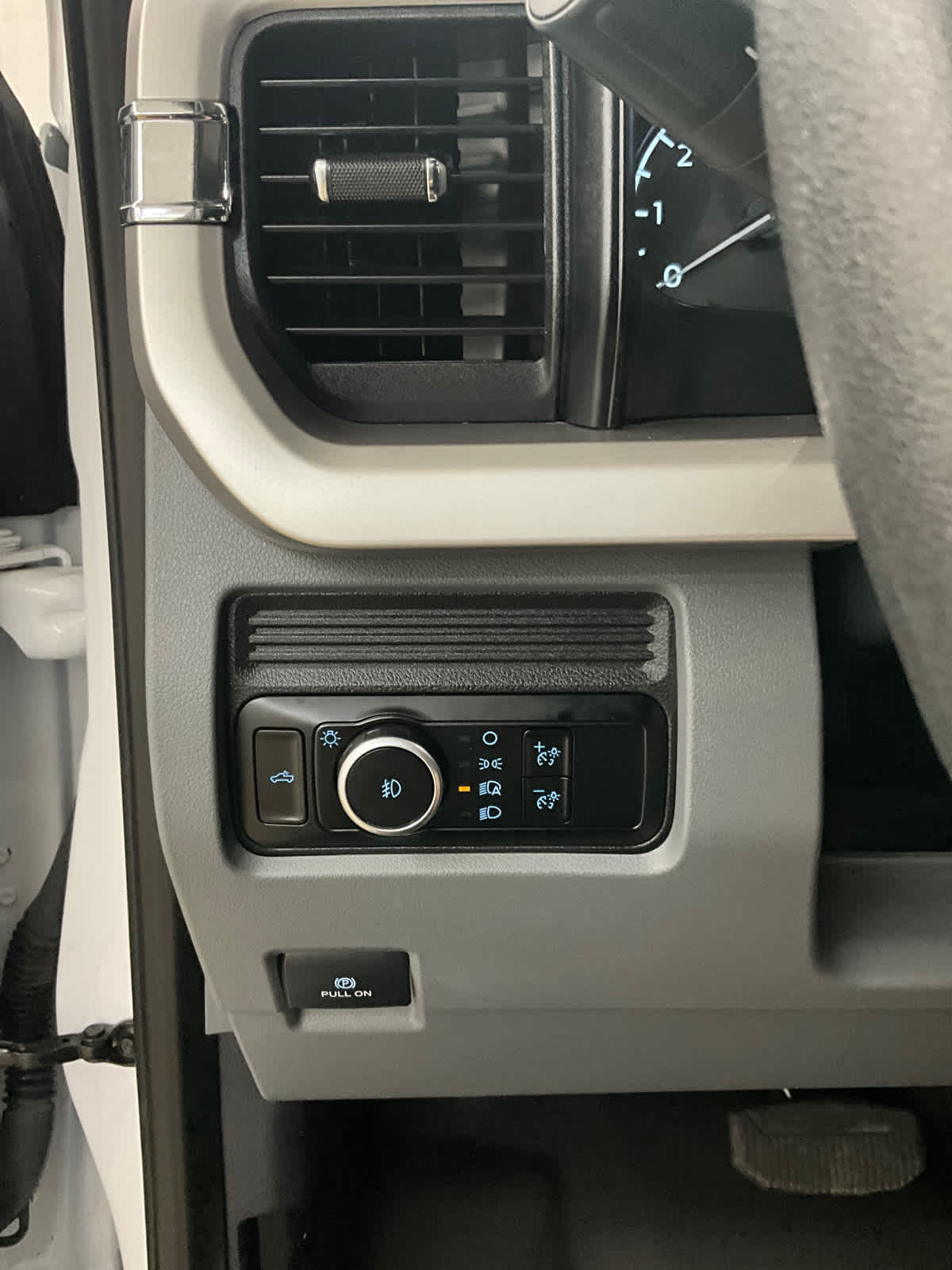 2024 Ford Super Duty F-250 Pickup XL