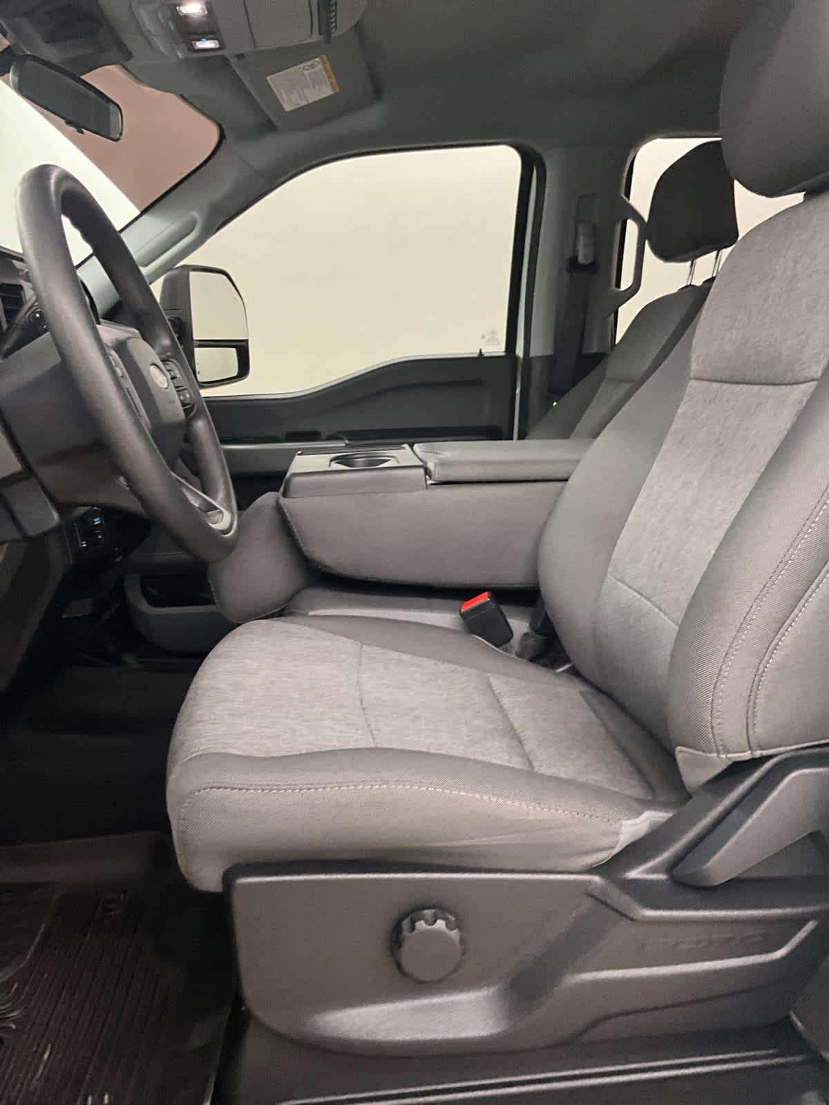 2024 Ford Super Duty F-250 Pickup XL