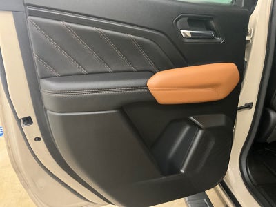 2023 GMC Canyon 4WD AT4