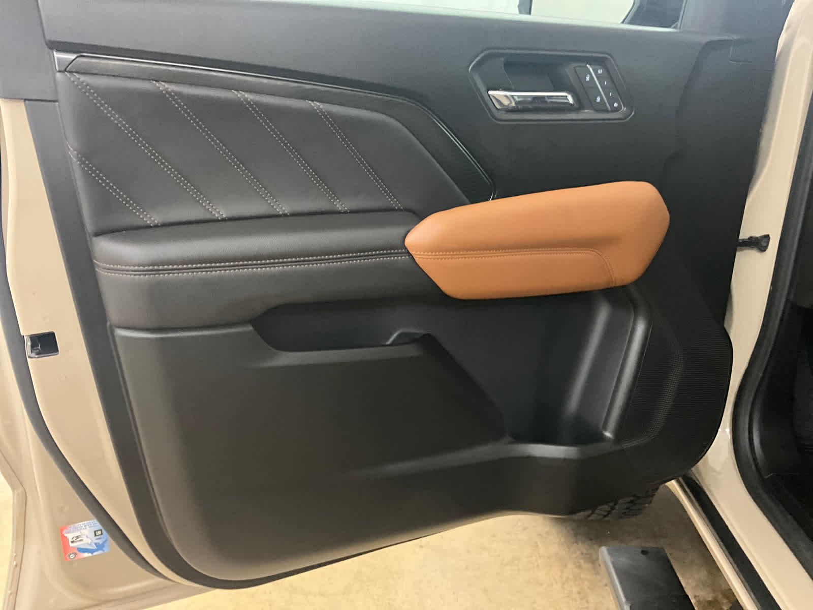 2023 GMC Canyon 4WD AT4