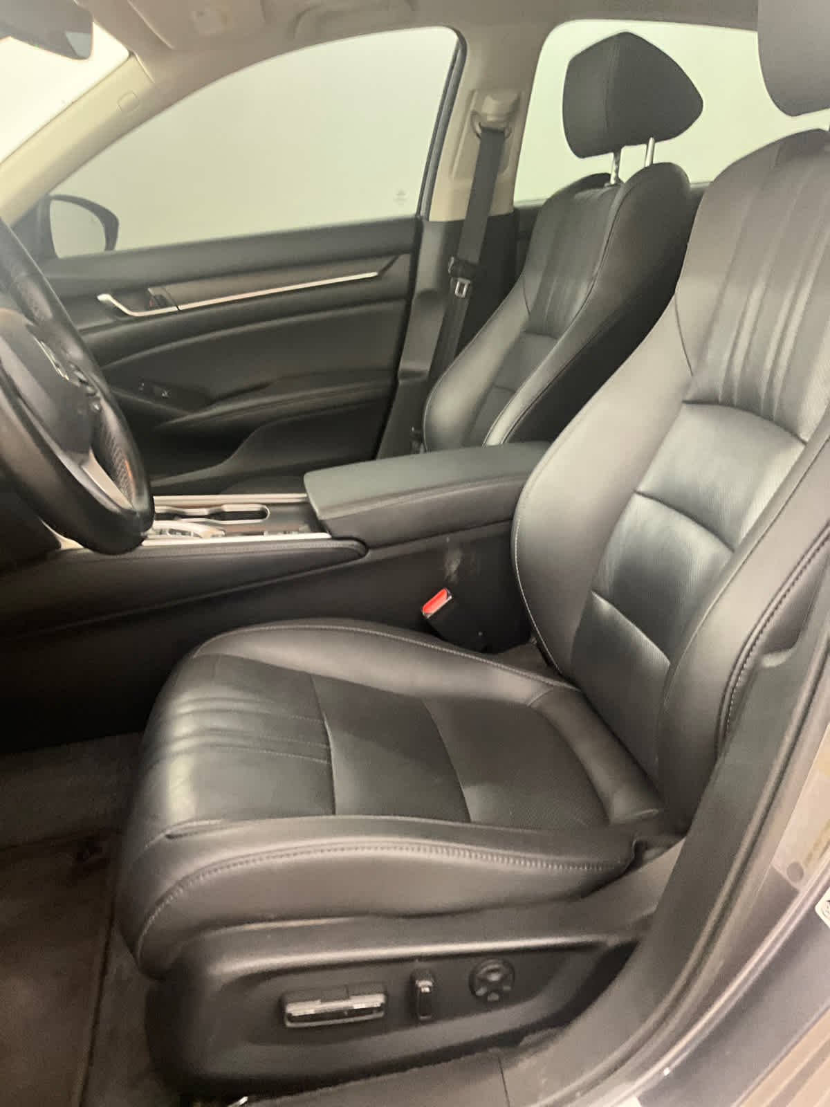 2022 Honda Accord Hybrid Touring