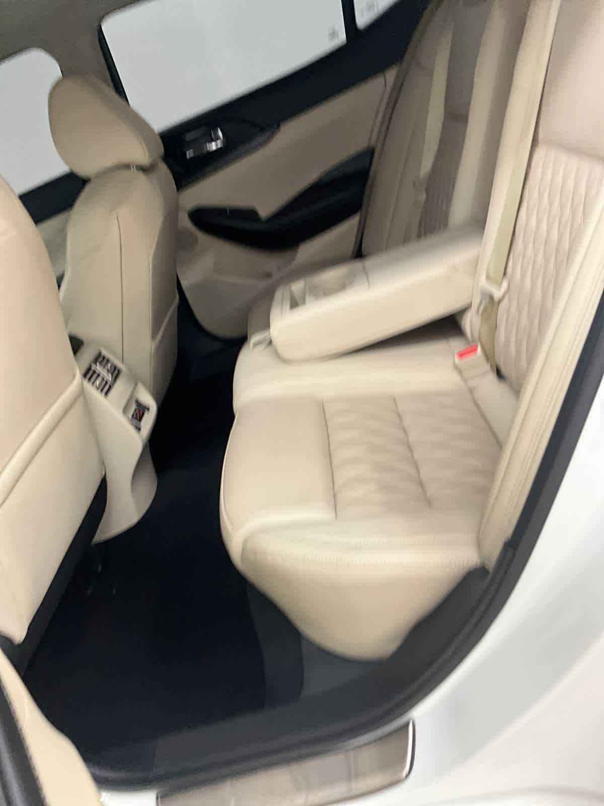 2023 Nissan Maxima Platinum