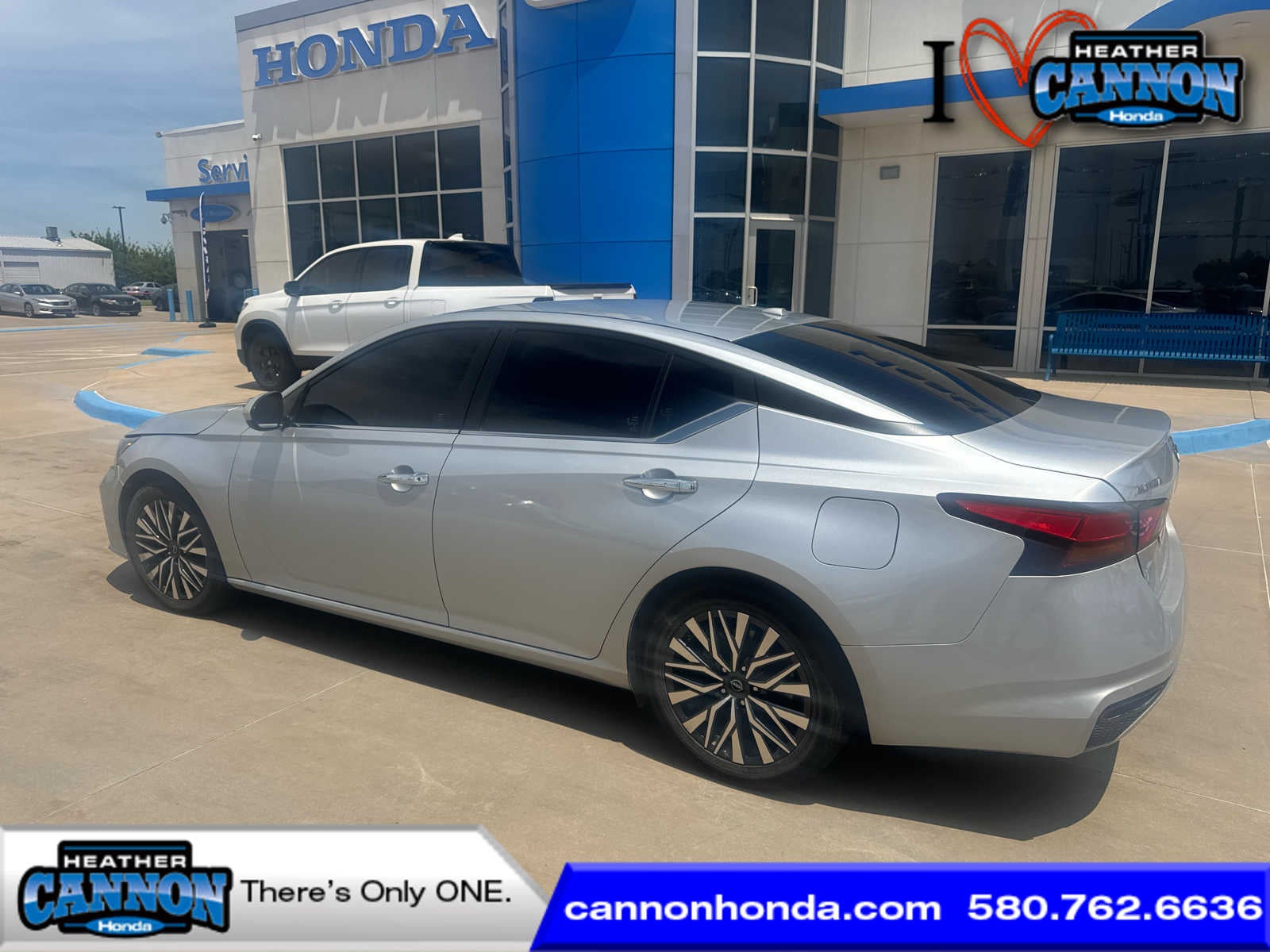 2023 Nissan Altima 2.5 SV