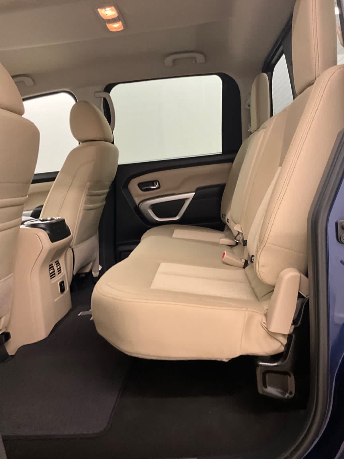 2018 Nissan Titan XD SV