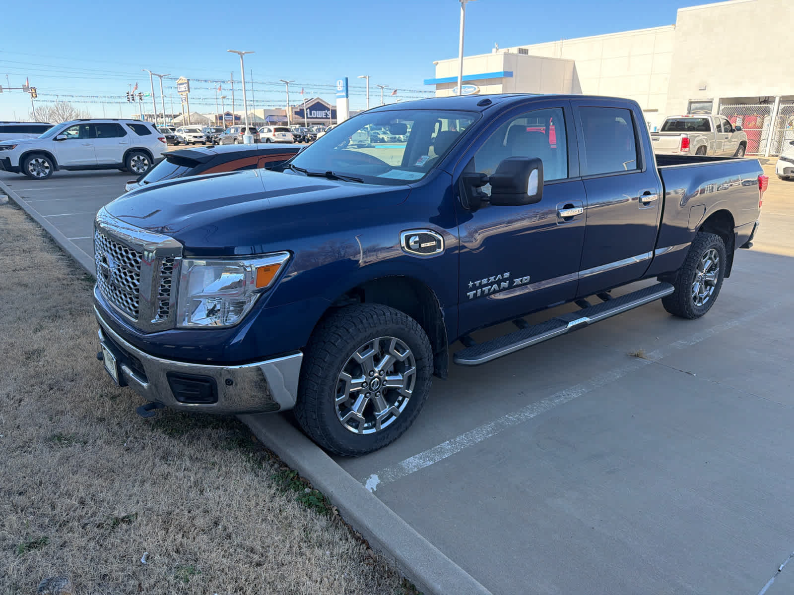 2018 Nissan Titan XD SV