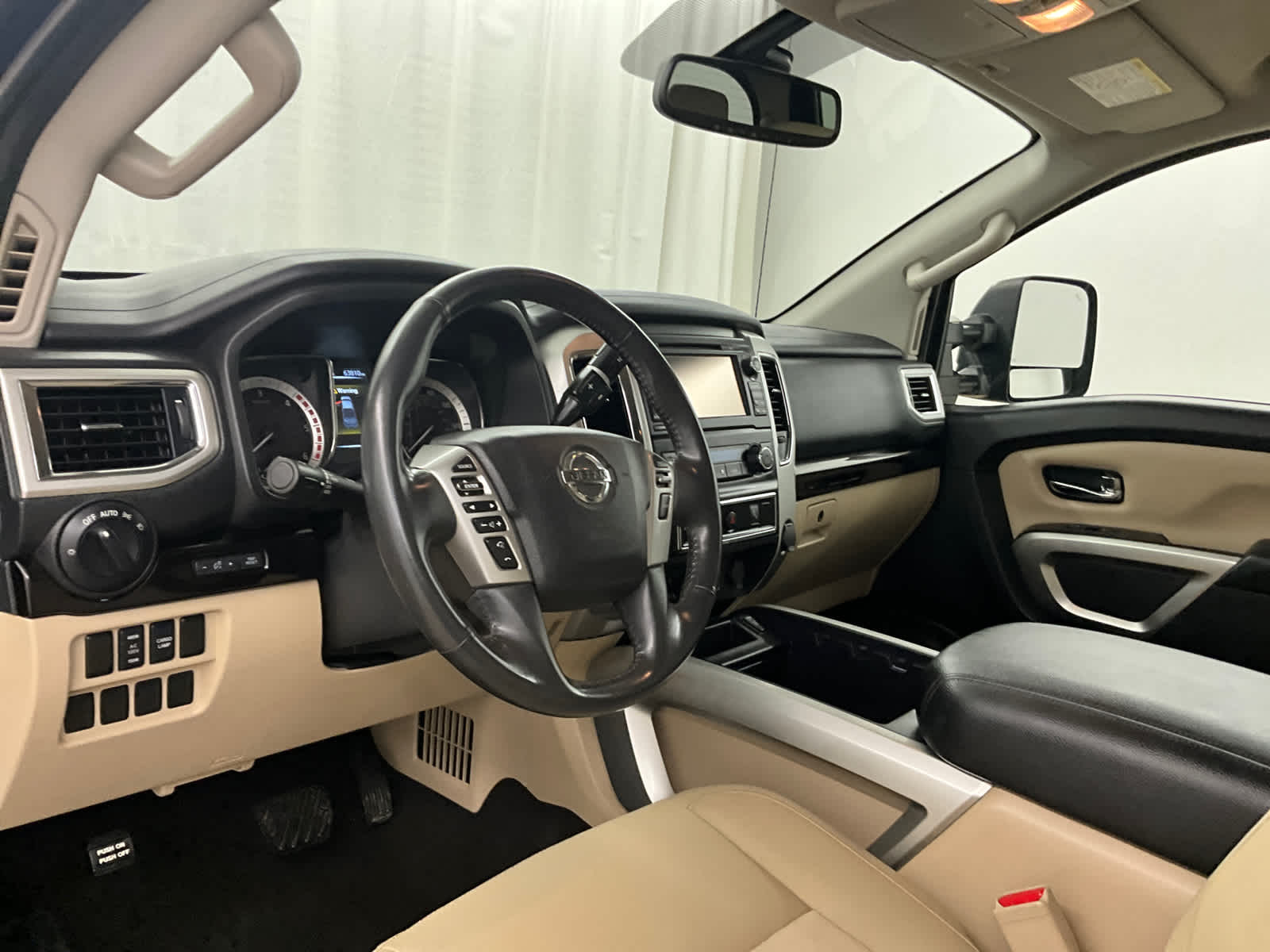 2018 Nissan Titan XD SV