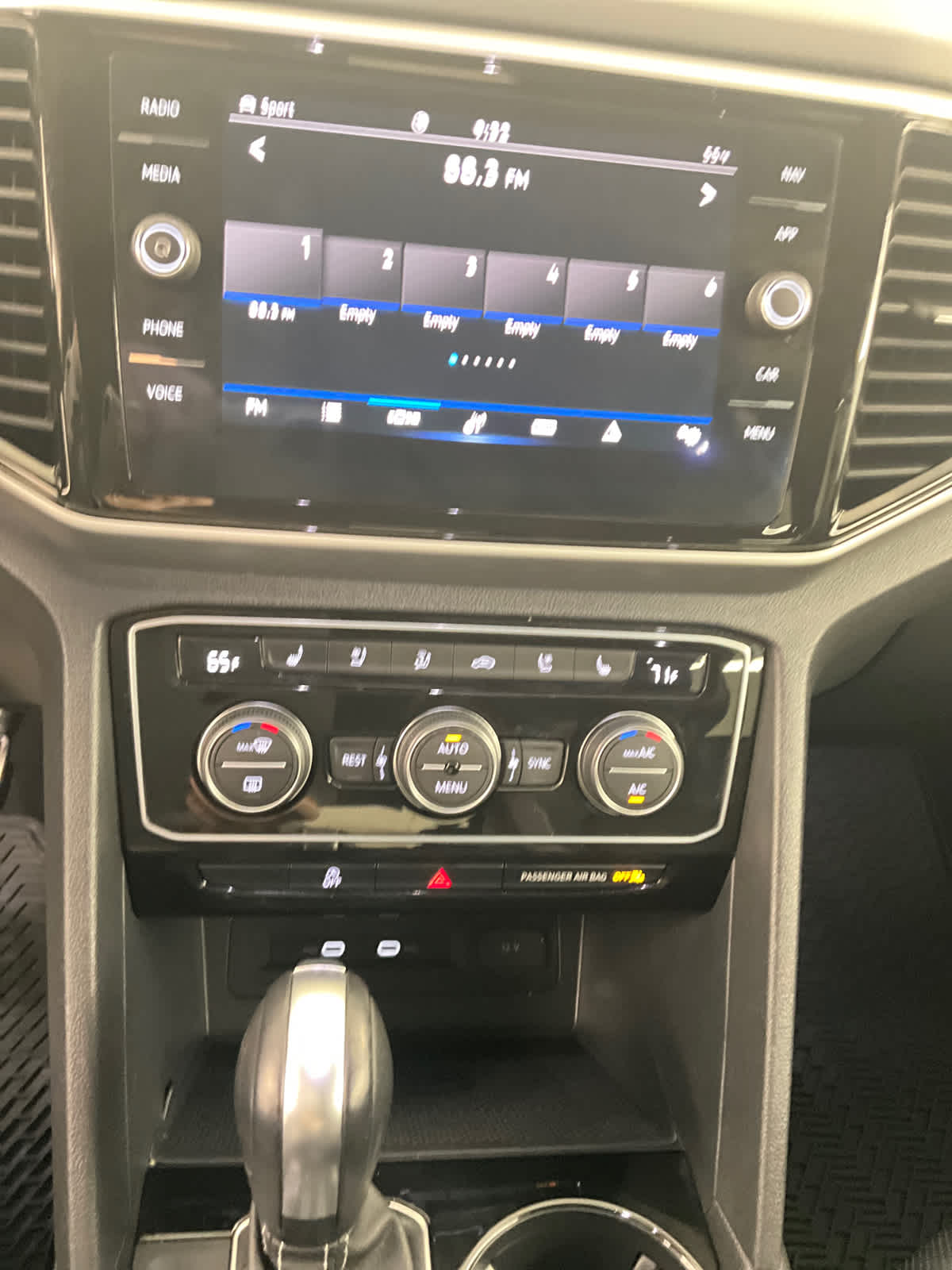 2022 Volkswagen Atlas 3.6L V6 SEL Premium R-Line