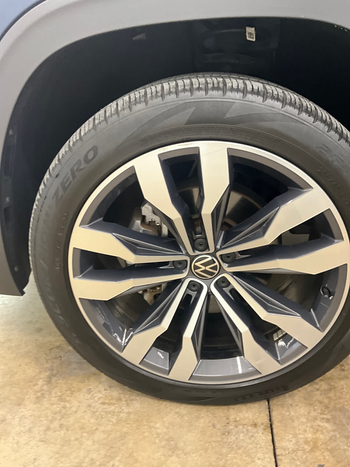 2022 Volkswagen Atlas 3.6L V6 SEL Premium R-Line