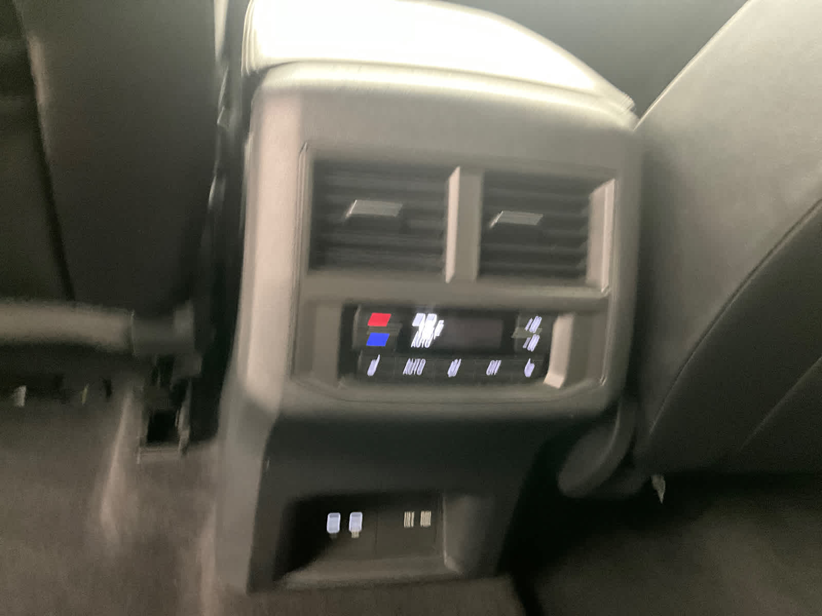 2022 Volkswagen Atlas 3.6L V6 SEL Premium R-Line