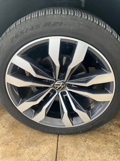 2022 Volkswagen Atlas 3.6L V6 SEL Premium R-Line