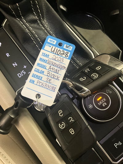 2023 Volkswagen Atlas 3.6L V6 SE w/Technology