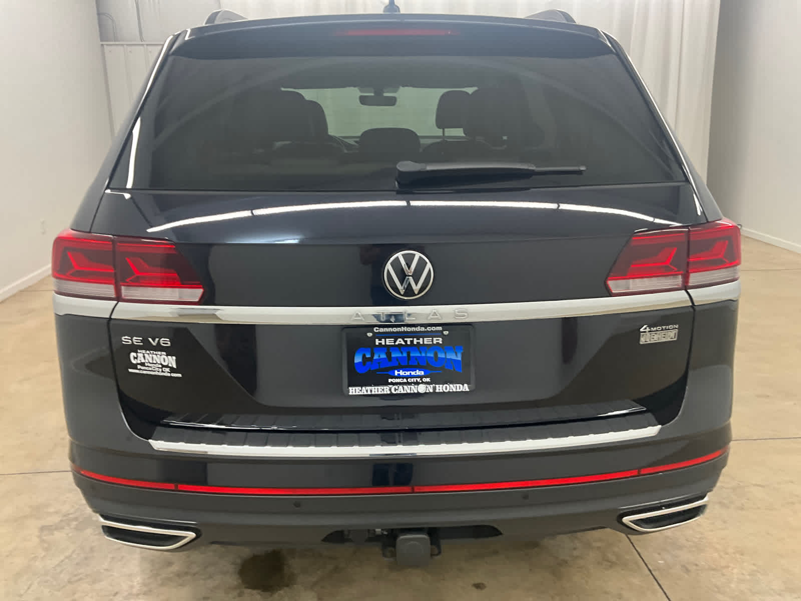 2023 Volkswagen Atlas 3.6L V6 SE w/Technology
