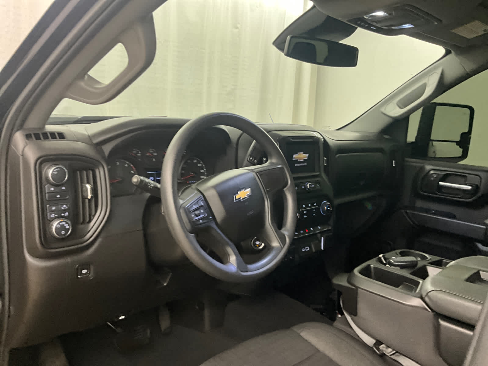 2024 Chevrolet Silverado 2500HD Custom - Photo 8