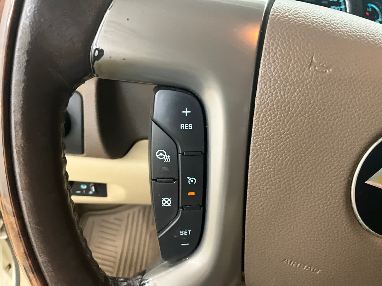 2013 Chevrolet Avalanche LTZ