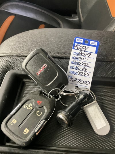 2019 GMC Sierra 1500 AT4