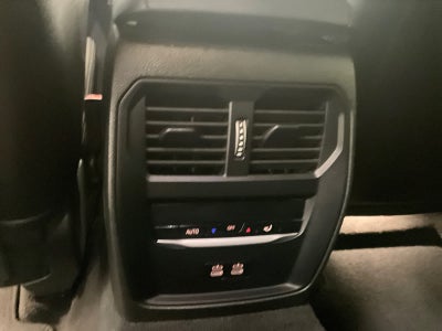 2024 BMW 330i 330i