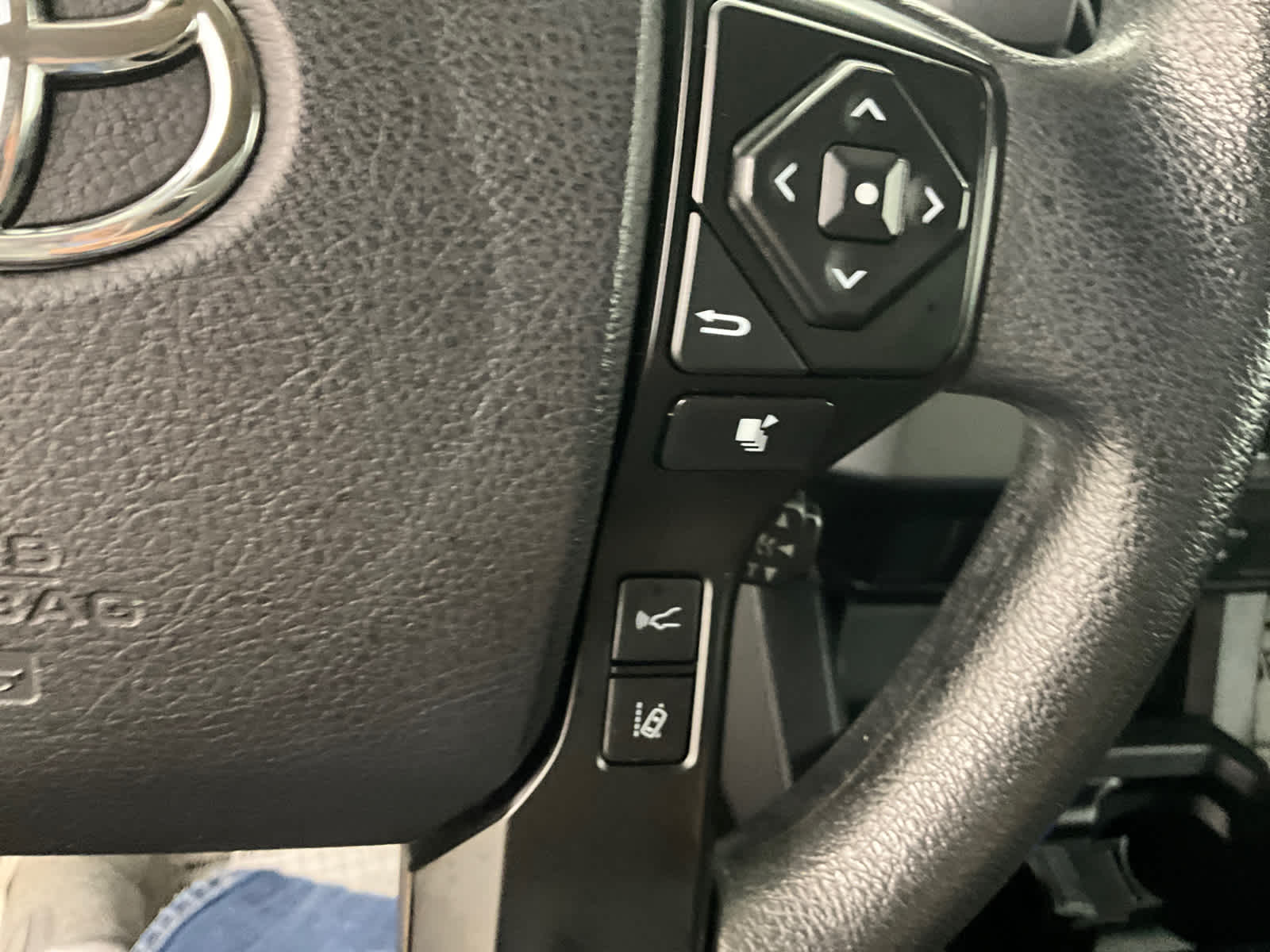 2021 Toyota Tacoma SR