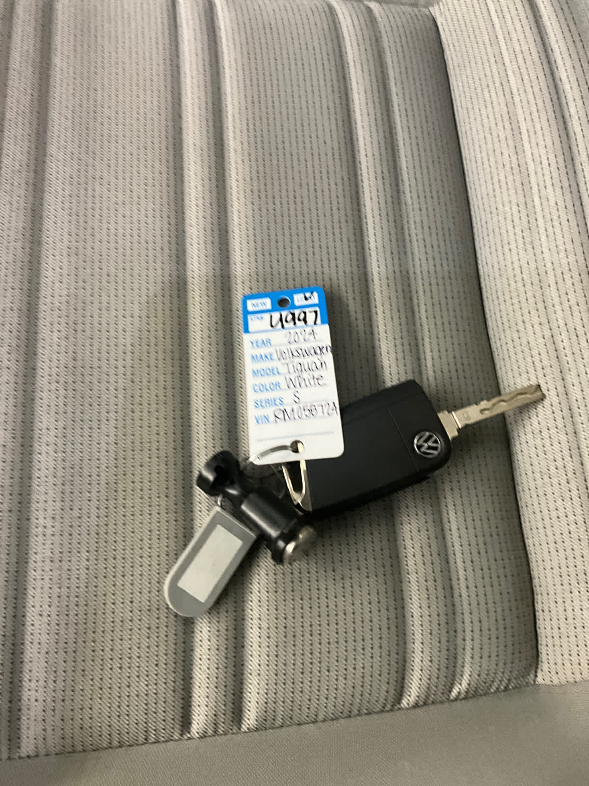 2024 Volkswagen Tiguan S