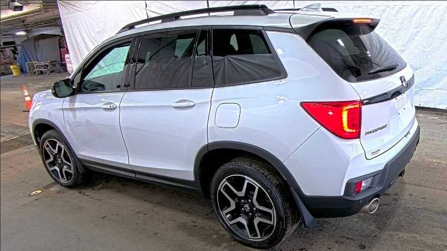 2023 Honda Passport Elite