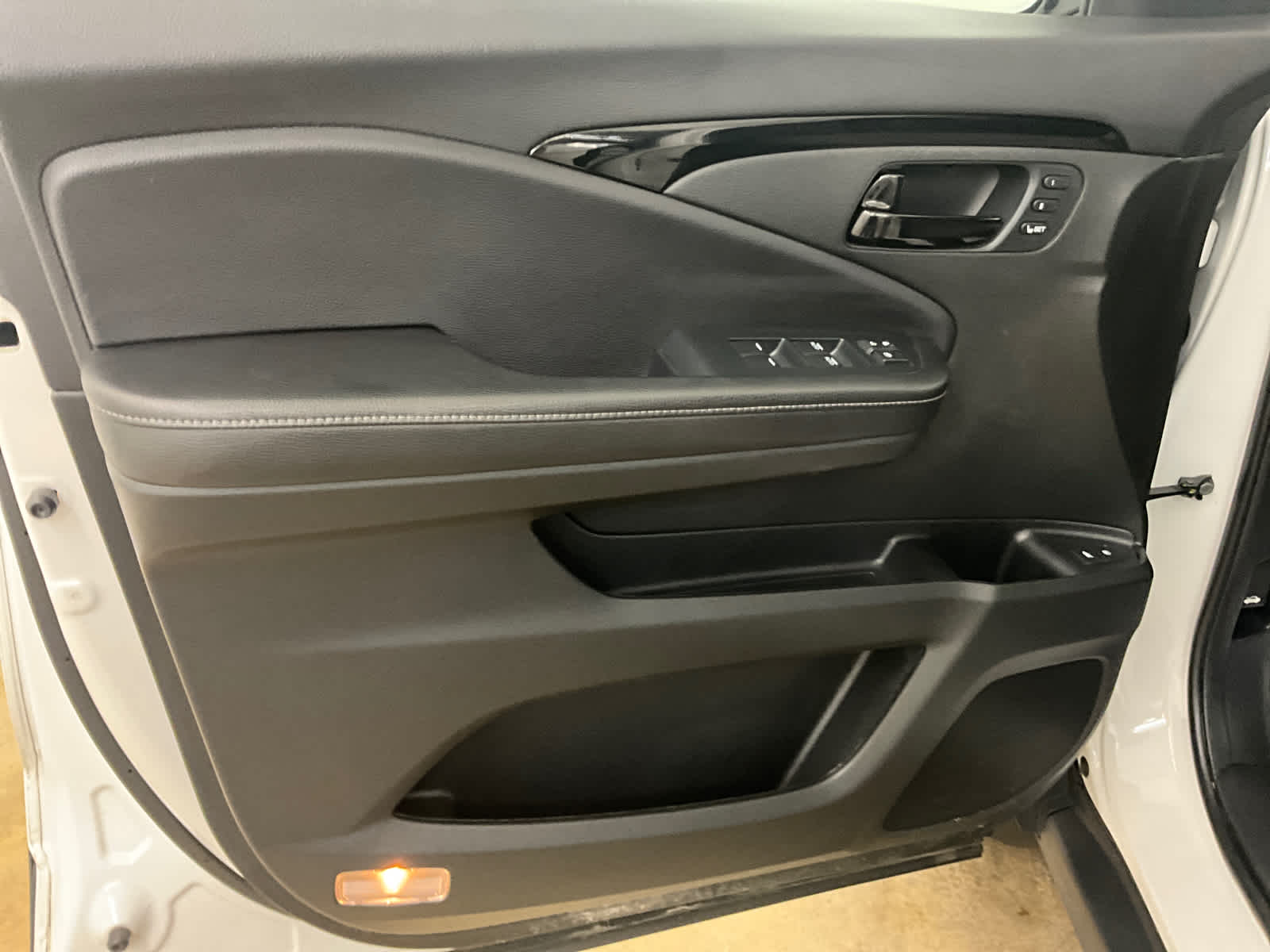 2023 Honda Passport Elite