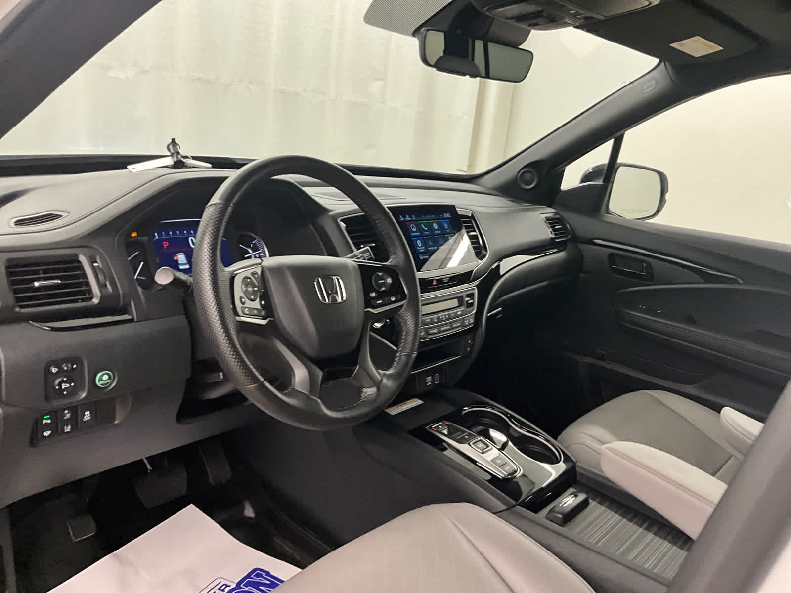 2023 Honda Passport Elite