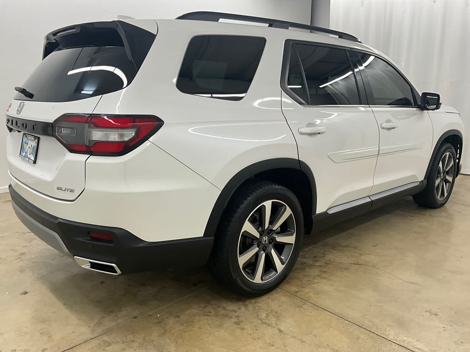 2023 Honda Pilot Elite