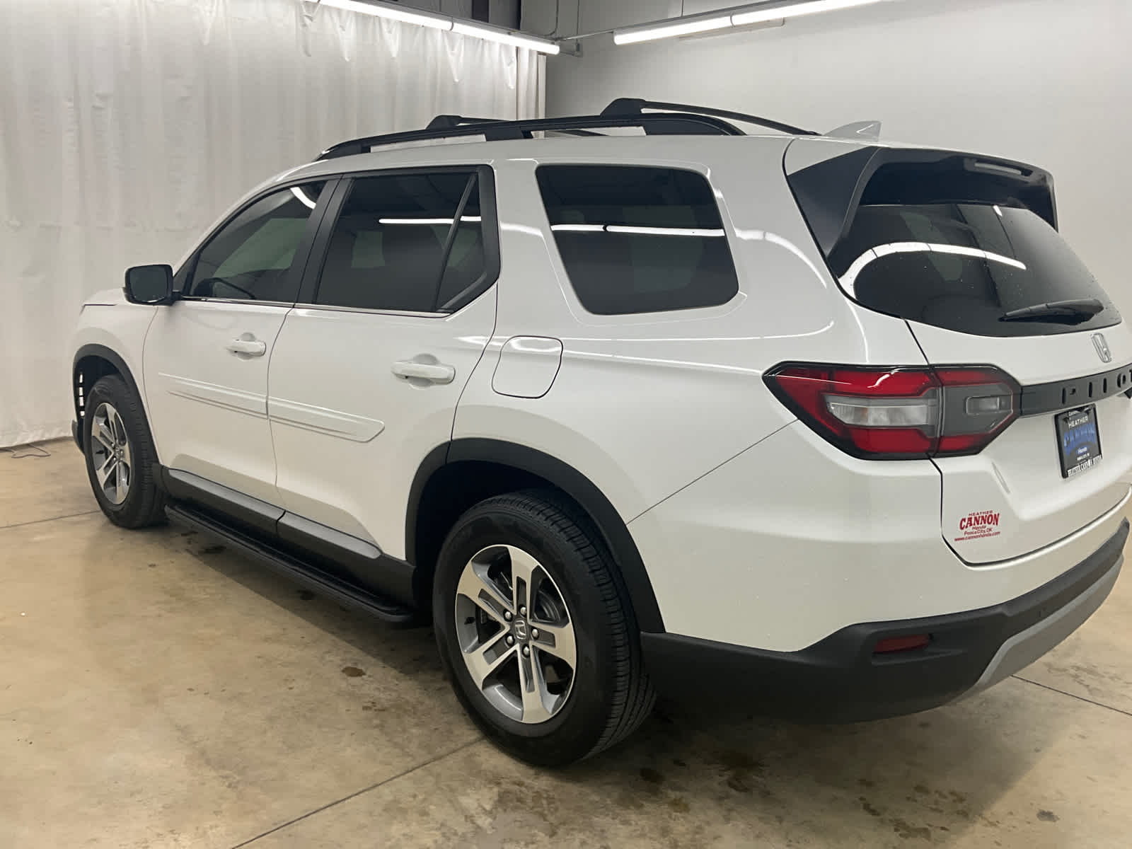 2024 Honda Pilot EX-L 8 Passenger