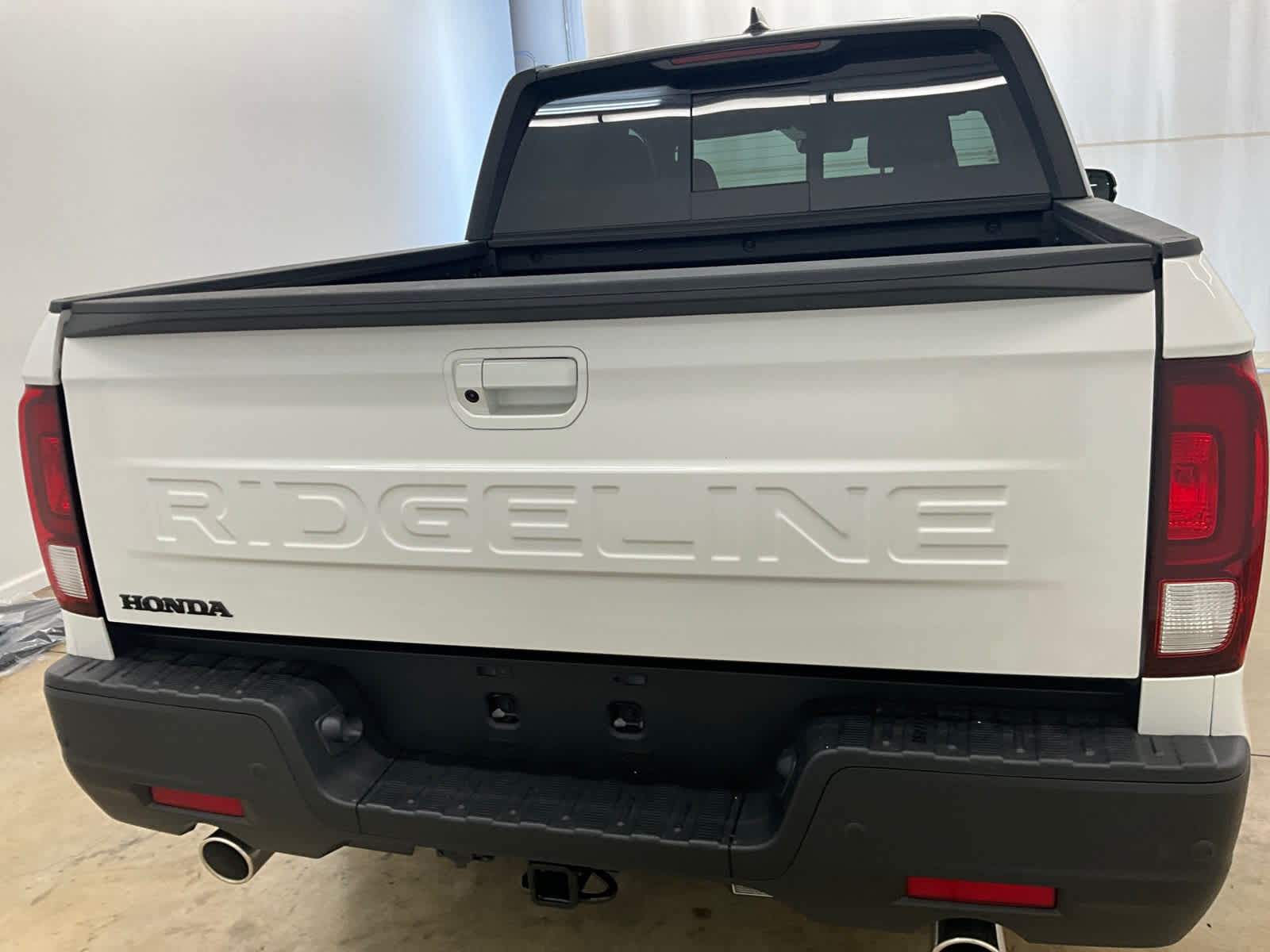2026 Honda Ridgeline Black Edition Two-Tone