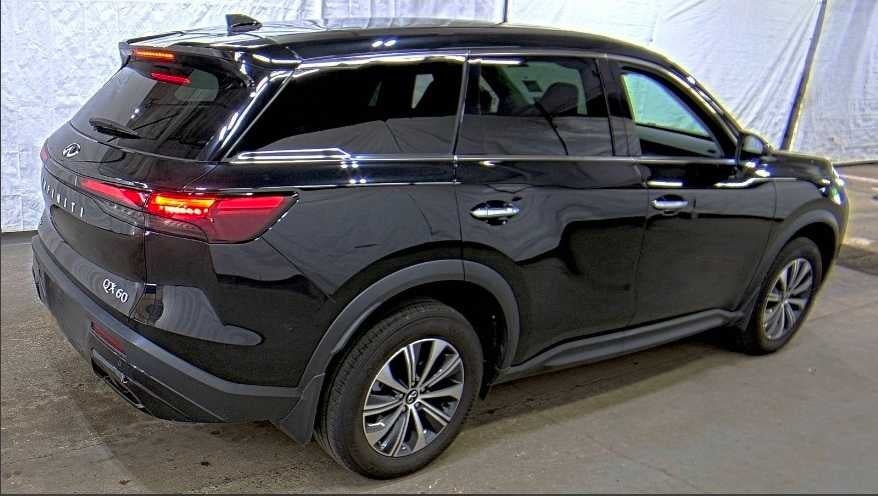 2023 INFINITI QX60 PURE