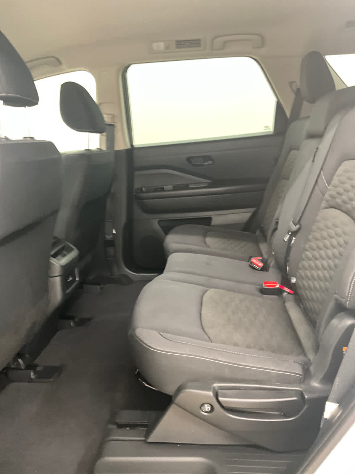 2024 Nissan Pathfinder S