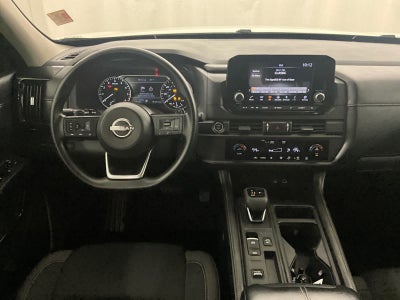 2024 Nissan Pathfinder S