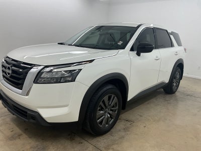 2024 Nissan Pathfinder S