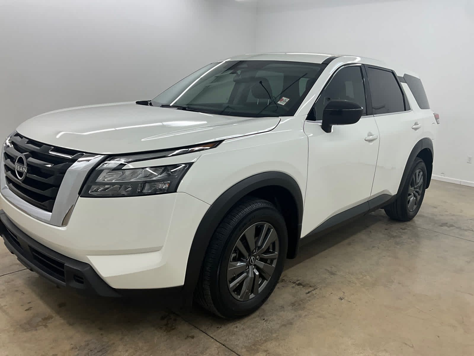 2024 Nissan Pathfinder S