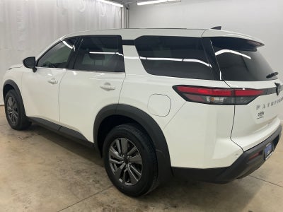 2024 Nissan Pathfinder S
