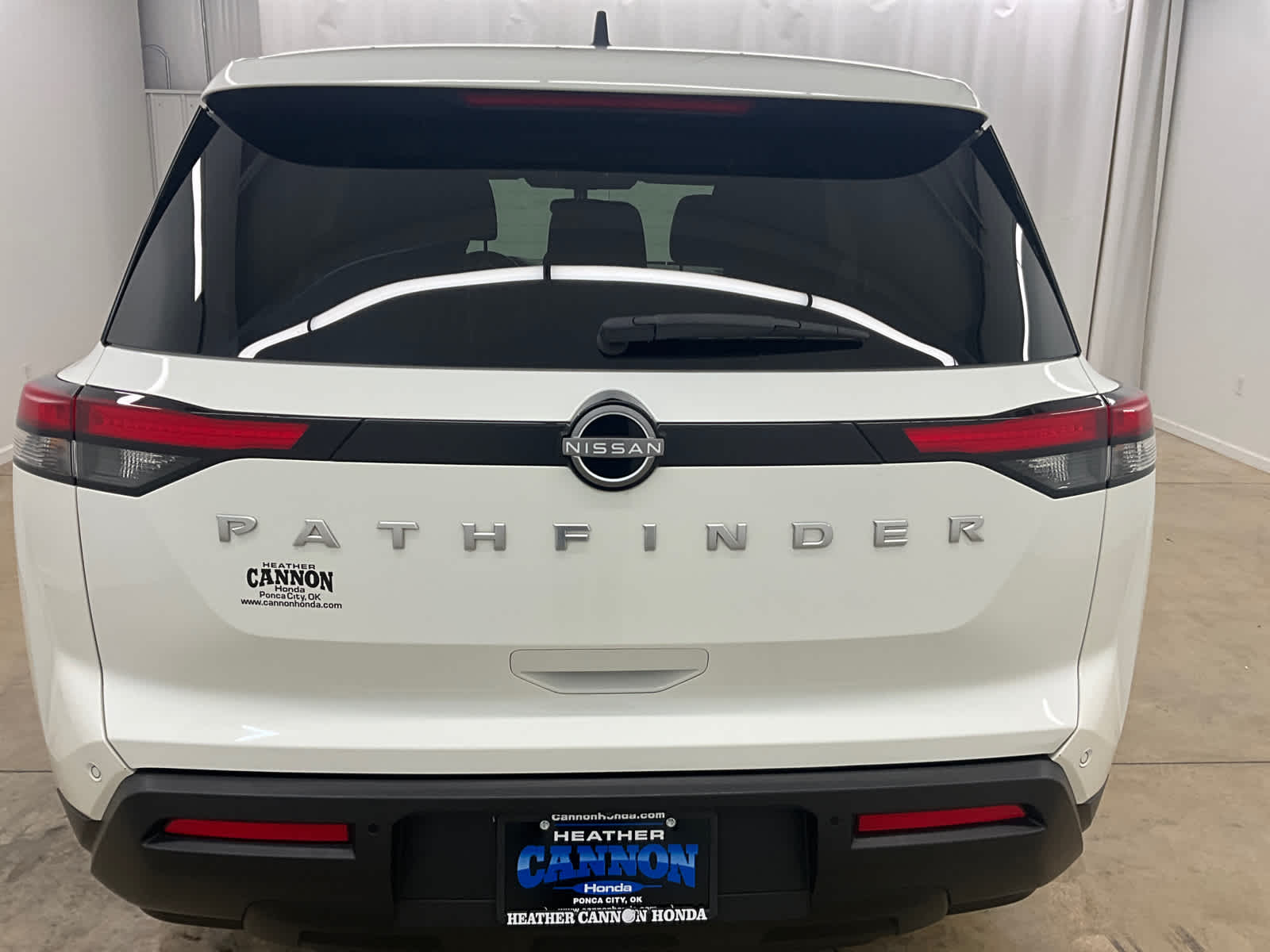 2024 Nissan Pathfinder S