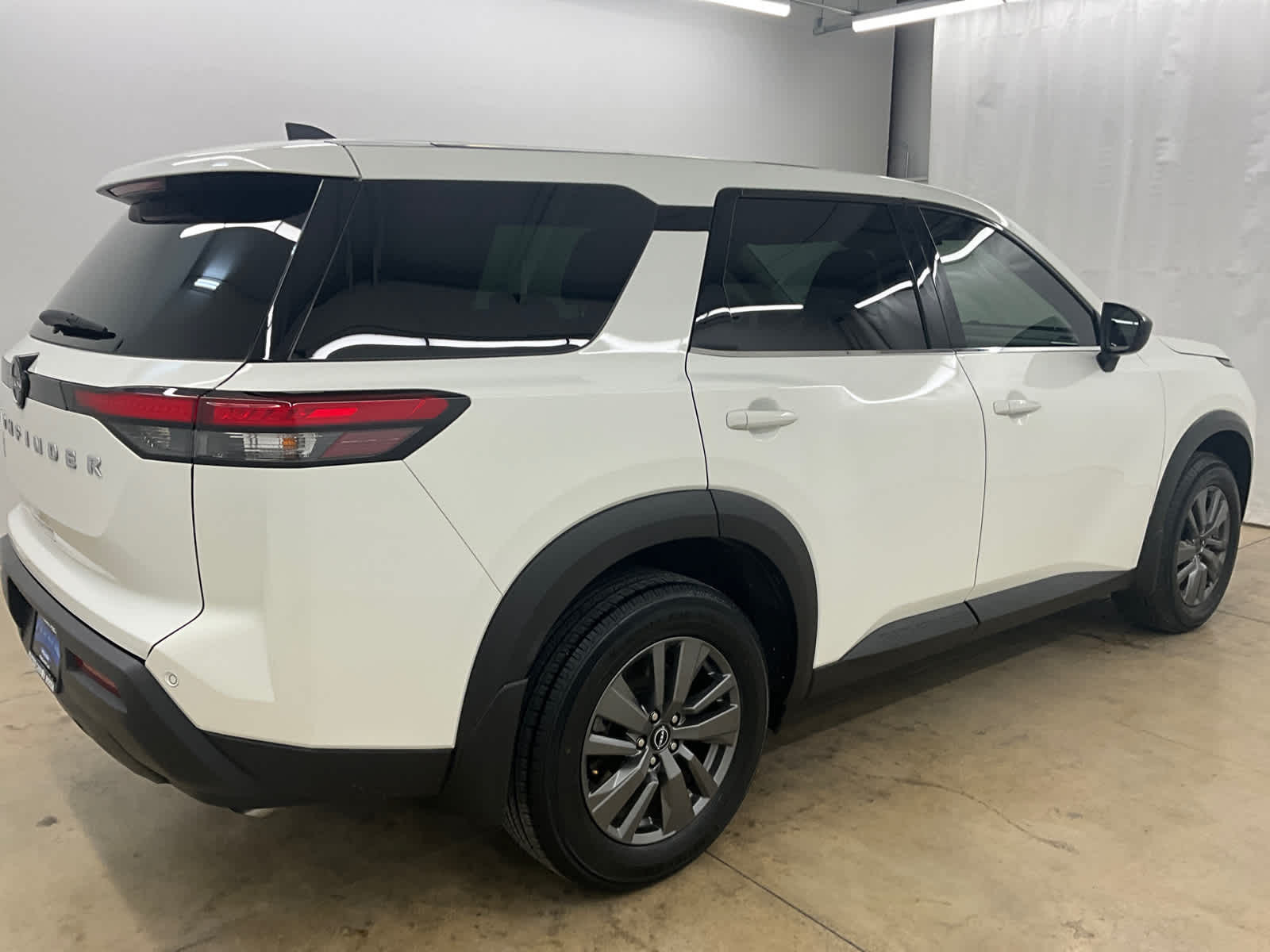 2024 Nissan Pathfinder S