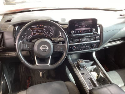 2023 Nissan Pathfinder SV