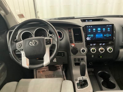 2017 Toyota Sequoia SR5