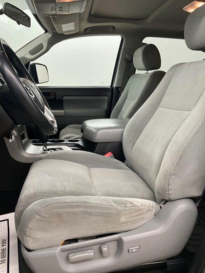 2017 Toyota Sequoia SR5