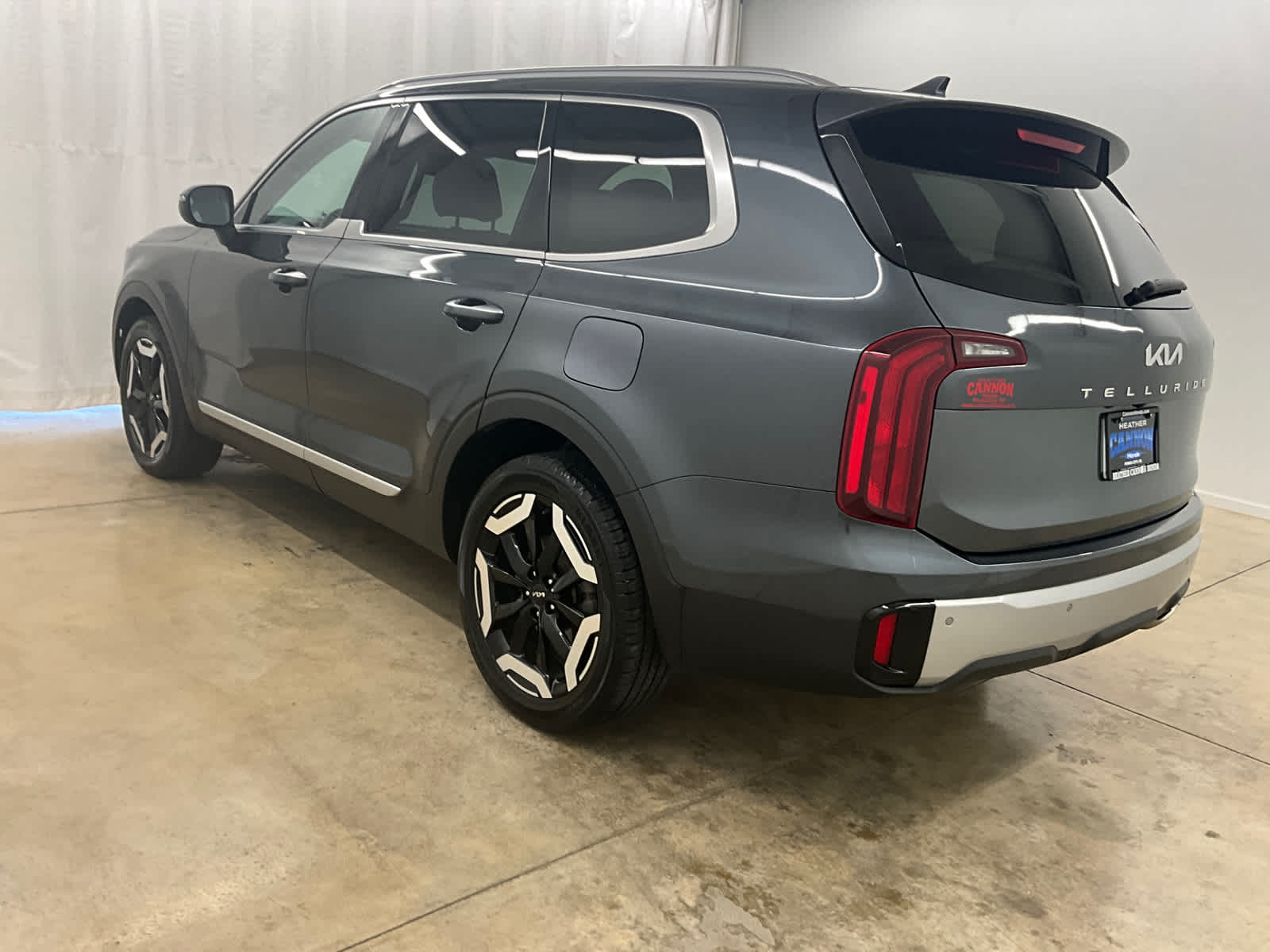 2023 Kia Telluride S