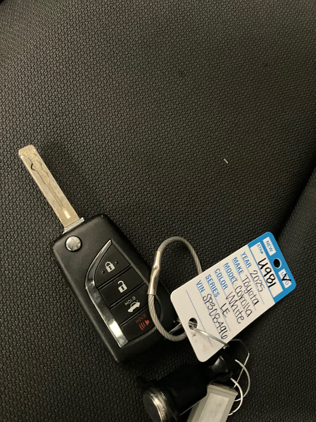 2025 Toyota Corolla LE