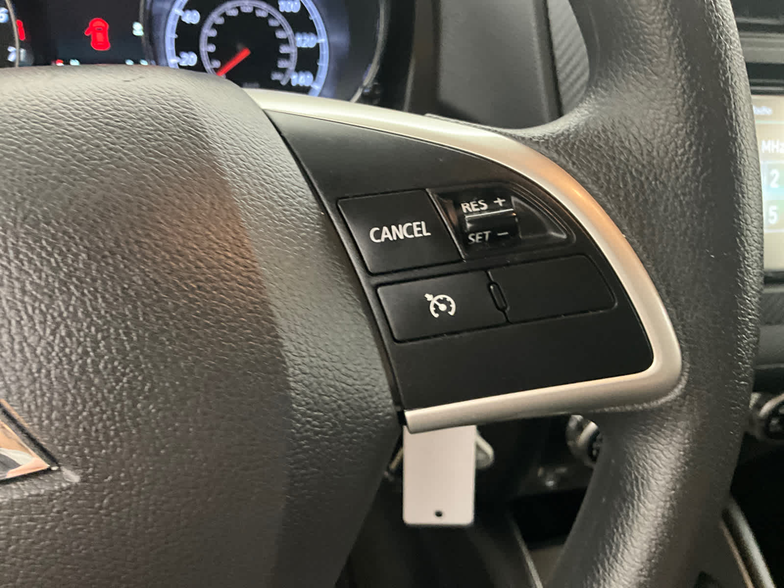 2025 Mitsubishi Outlander Sport ES