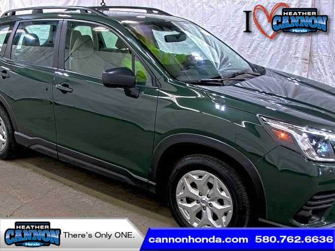 2023 Subaru Forester Base